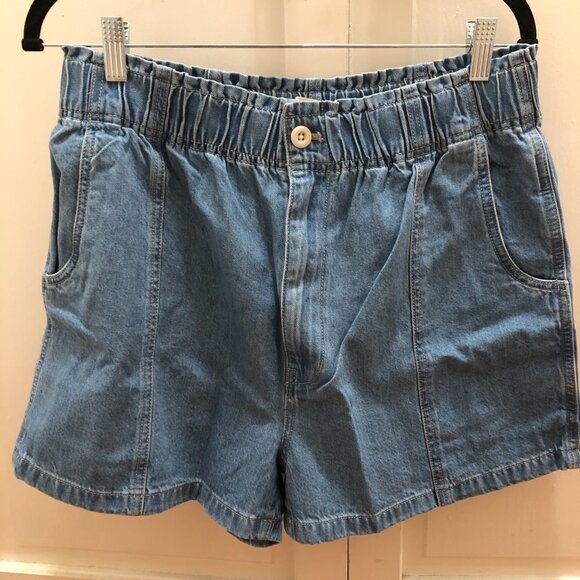 Madewell Denim Pull-On Paperbag Shorts in Bunten Wash (NWT) - Picture 4 of 7